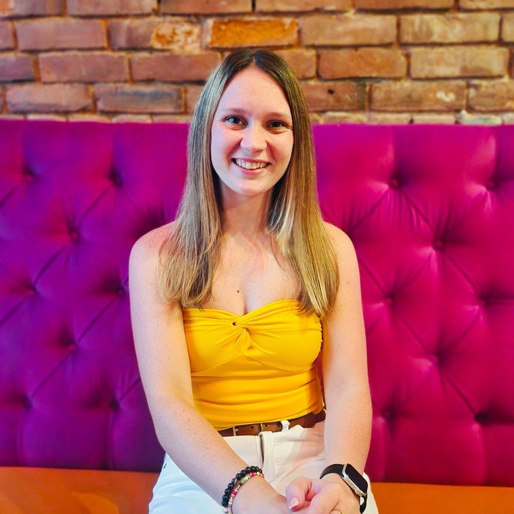 Meet your Posher, Stephanie